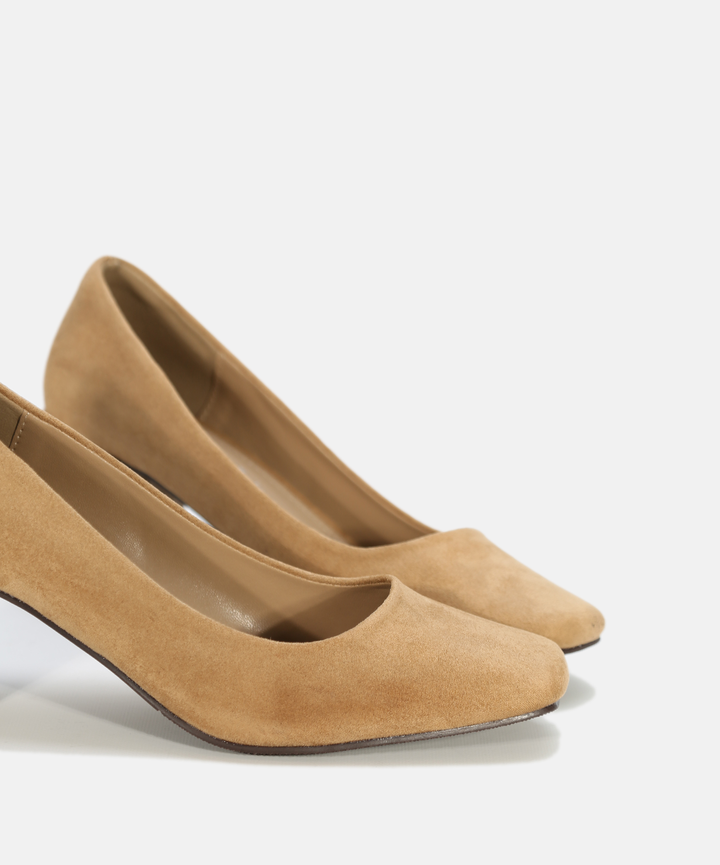 Sapatos salto image number null